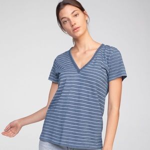 RAG & BONE short sleeve indigo striped v neck tee